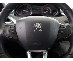 Peugeot 2008 1.6 BlueHDi 73kW - 14