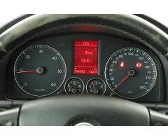 Volkswagen Touran 2.0 TDI 103kW - 15