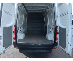 Volkswagen Crafter 2.0 TDI 80kW - 16