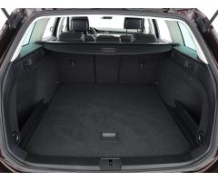 Volkswagen Passat 2.0 TDI 140kW - 23