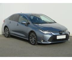 Toyota Corolla 1.6 Valvematic 97kW - 1