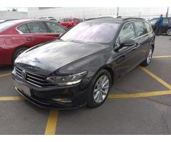 Volkswagen Passat 1.6 TDI 88kW - 1