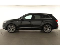 Audi Q7 quattro tiptronic DSG Zlevněno o 21 000 Kč