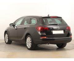 Opel Astra 2.0 CDTI 121kW - 5