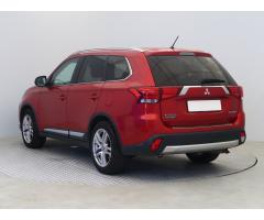 Mitsubishi Outlander 2.0 110kW - 5