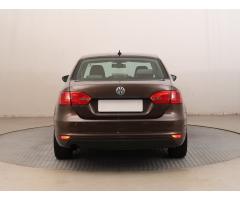 Volkswagen Jetta 1.6 TDI 77kW - 6