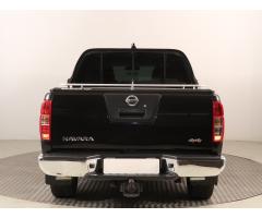 Nissan Navara 2.5 D 140kW - 6