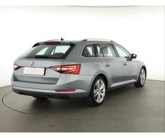 Škoda Superb 2.0 TDI 110kW - 7