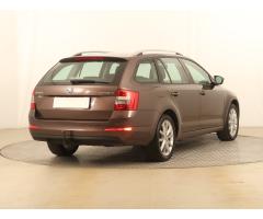 Škoda Octavia 1.6 TDI 81kW - 7