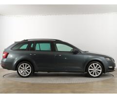 Škoda Octavia 2.0 TDI 110kW - 8