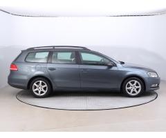 Volkswagen Passat 1.6 TDI 77kW - 8