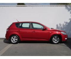 Kia Cee`d 1.6 CRDi 85kW - 8