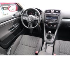 Volkswagen Golf 1.6 TDI 77kW - 9