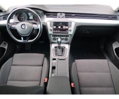 Volkswagen Passat 2.0 TDI 110kW - 10