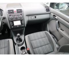 Volkswagen Touran 2.0 TDI 103kW - 11