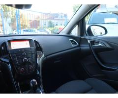 Opel Astra 2.0 CDTI 121kW - 11