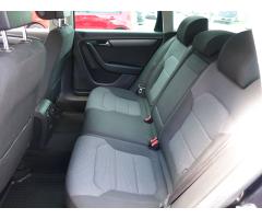 Volkswagen Passat 2.0 TDI 103kW - 15