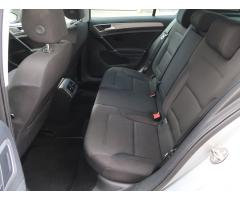 Volkswagen Golf 2.0 TDI 110kW - 15