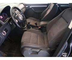 Volkswagen Touran 2.0 TDI 103kW - 16