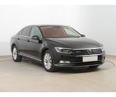 Volkswagen Passat 2.0 TDI 140kW - 1