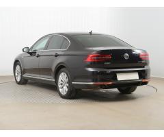 Volkswagen Passat 2.0 TDI 140kW - 5