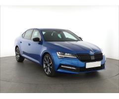 ŠKODA SUPERB COMBI 2.0TDI 140 LAURIN&K 4X4 DSG 7ST