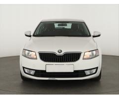 ŠKODA SUPERB COMBI 2.0TDI 140 LAURIN&K 4X4 DSG 7ST