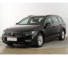 Volkswagen Passat 2.0 TDI 90kW - 3