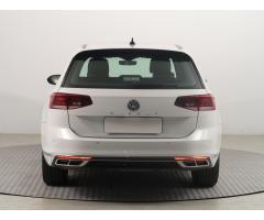 Volkswagen Passat 2.0 TDI 140kW - 6