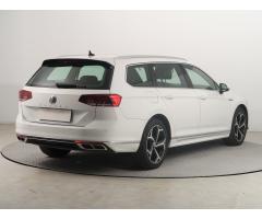 Volkswagen Passat 2.0 TDI 140kW - 7