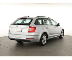 Škoda Octavia 1.6 TDI 85kW - 7