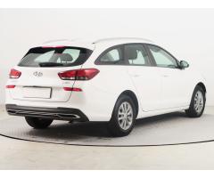 Hyundai i30 1.5 DPI 81kW - 7