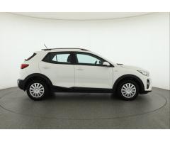 Kia Stonic 1.4 CVVT 73kW - 8