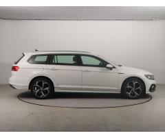 Volkswagen Passat 2.0 TDI 140kW - 8