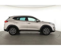 Hyundai Tucson 1.6 CRDi 100kW - 8