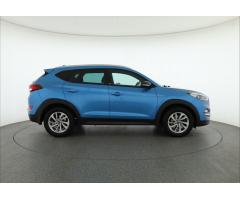 Hyundai Tucson 1.7 CRDi 85kW - 8