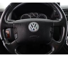 Volkswagen Multivan 2.5 TDI  128kW - 14