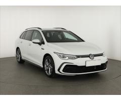 Volkswagen Golf 1.5 eTSI 110kW - 1