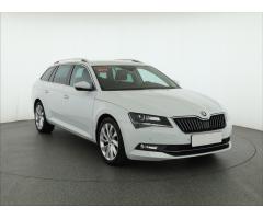 ŠKODA SUPERB COMBI 2.0TDI 140 LAURIN&K 4X4 DSG 7ST