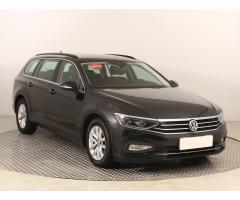 Volkswagen Passat 1.6 TDI 88kW - 1