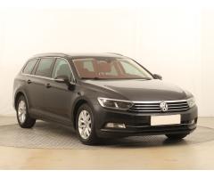 Volkswagen Passat 2.0 TDI 110kW - 1