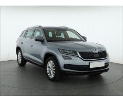 ŠKODA SUPERB COMBI 2.0TDI 140 LAURIN&K 4X4 DSG 7ST