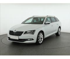 ŠKODA SUPERB COMBI 2.0TDI 140 LAURIN&K 4X4 DSG 7ST