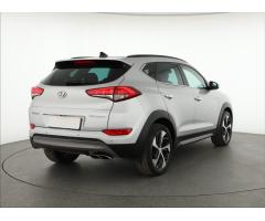 Hyundai Tucson 2.0 CRDi 100kW - 7