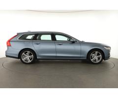 Volvo V90 D4 140kW - 8