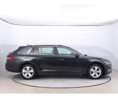 Škoda Superb 2.0 TDI 110kW - 8