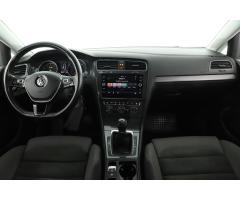 Volkswagen Golf 1.5 TSI 96kW - 9