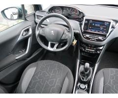 Peugeot 2008 1.2 PureTech 81kW - 9