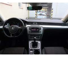 Volkswagen Passat 2.0 TDI 110kW - 11