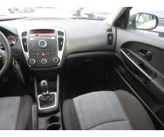 Kia Cee`d 1.4 CVVT 77kW - 11